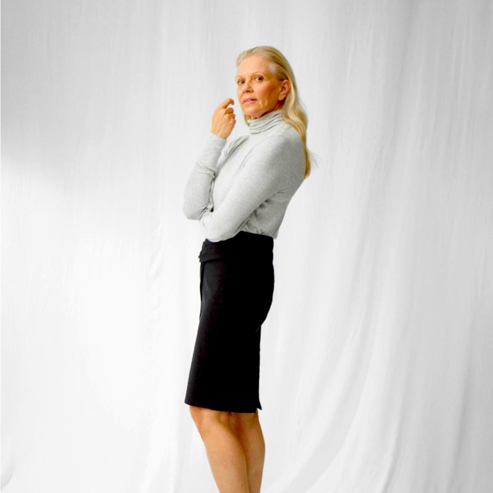 EUC Universal Standard Foundation Turtleneck